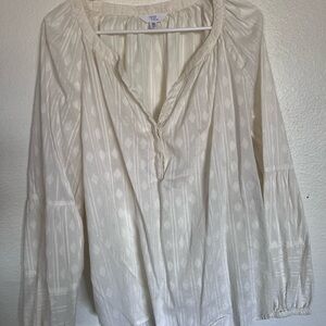 Time and Tru Women's Ivory Blouse